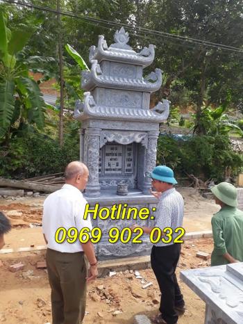 Mộ đá nguyên khối tự nhiên giá rẻ bán tại Tuyên Quang