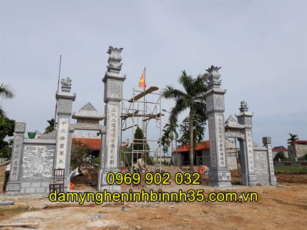 cổng đá đình chùa