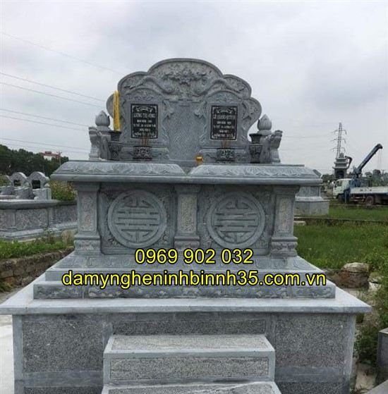 Mẫu mộ đá tại Nghệ An